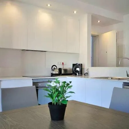 Stunning W Amazing Views In * Girona