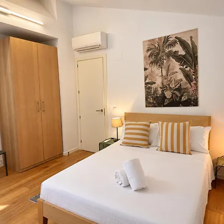 Stunning W Amazing Views In Appartement Gerona